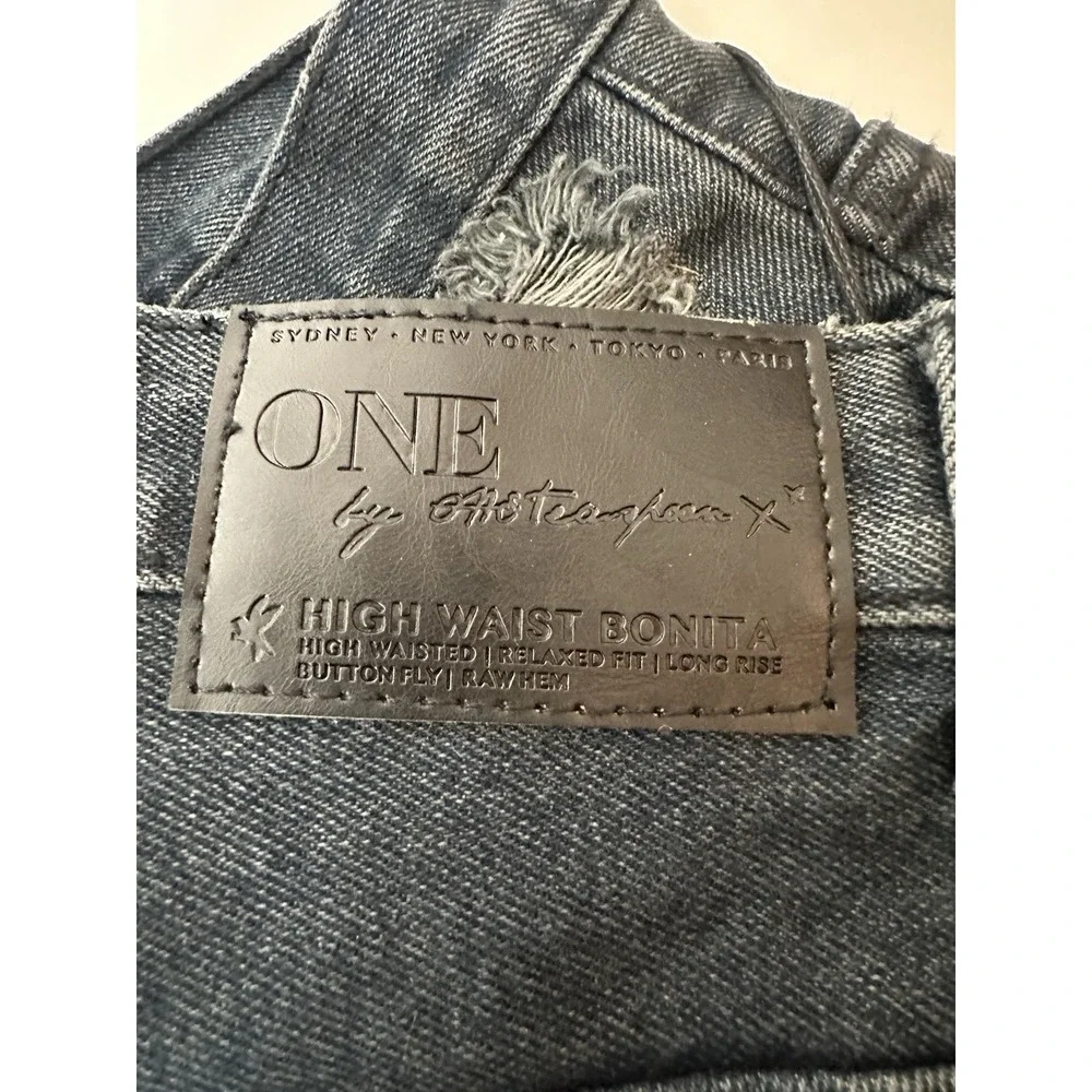 One Teaspoon Jean Shorts Women Size 30 Bonita Distressed summer‎ Vacation New